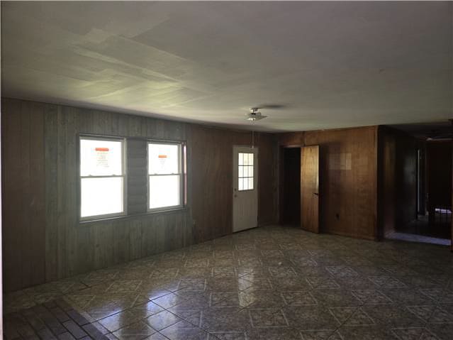 HUD Home — 3144 White Arkansas Rd, Bastrop, LA 71220 - photo 4