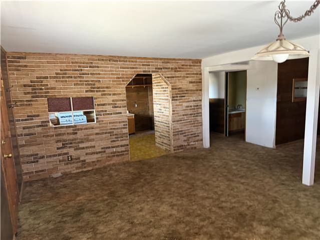 HUD Home — 104 La Jolla St, Holbrook, AZ 86025 - photo 2