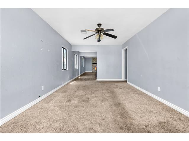 HUD Home — 113 Polk St, Taft, CA 93268 - photo 4