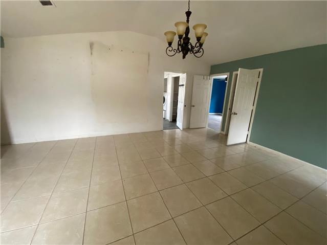 HUD Home — 346 Falcon Blvd, Eagle Pass, TX 78852 - photo 4