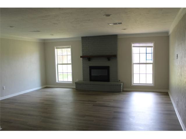 HUD Home — 6730 Greenwood Dr, Beaumont, TX 77706 - photo 4