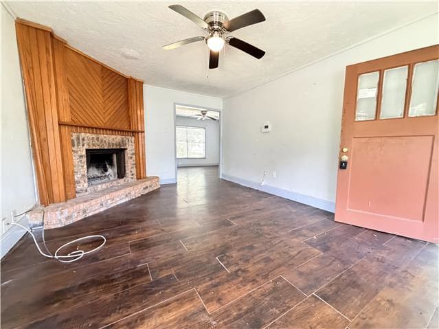 HUD Home — 1904 Wright Blvd, Baytown, TX 77520 - photo 4
