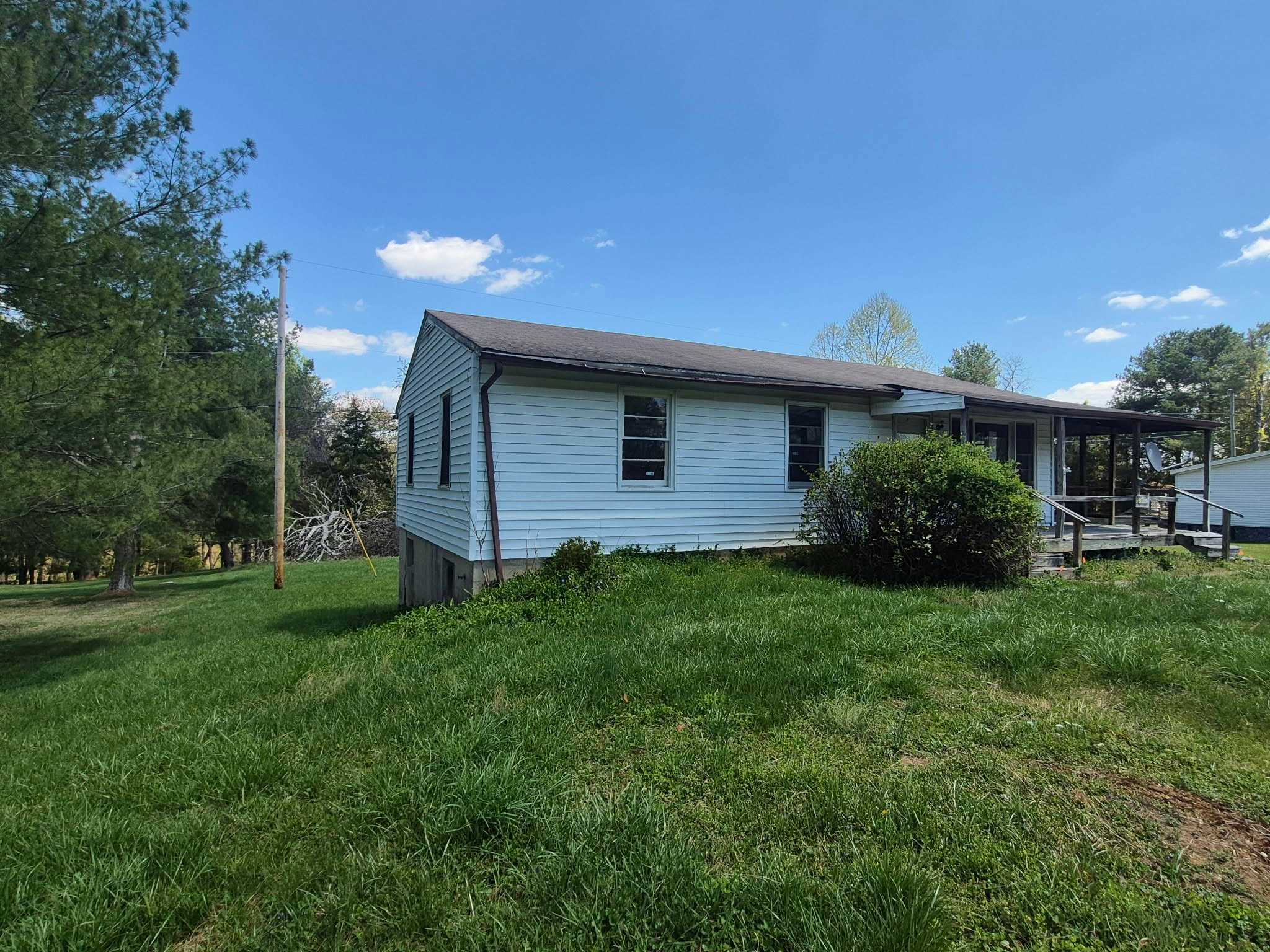 HUD Home — 1165 Irving Rd, Thaxton, VA 24174 — photo 1