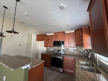 HUD Home — 2370 Dovesong Trace, Ruskin, FL 33570 - photo 3