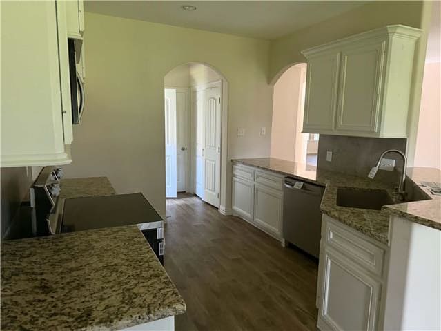 HUD Home — 35 Cherry Hills, Trinity, TX 75862 - photo 3