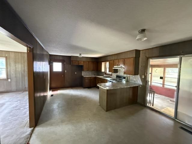 HUD Home — 3306 E Church St, Paris, AR 72855 - photo 5