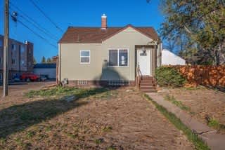 HUD Home — 2512 Bradley Avenue, Cheyenne, WY 82001 — photo 1