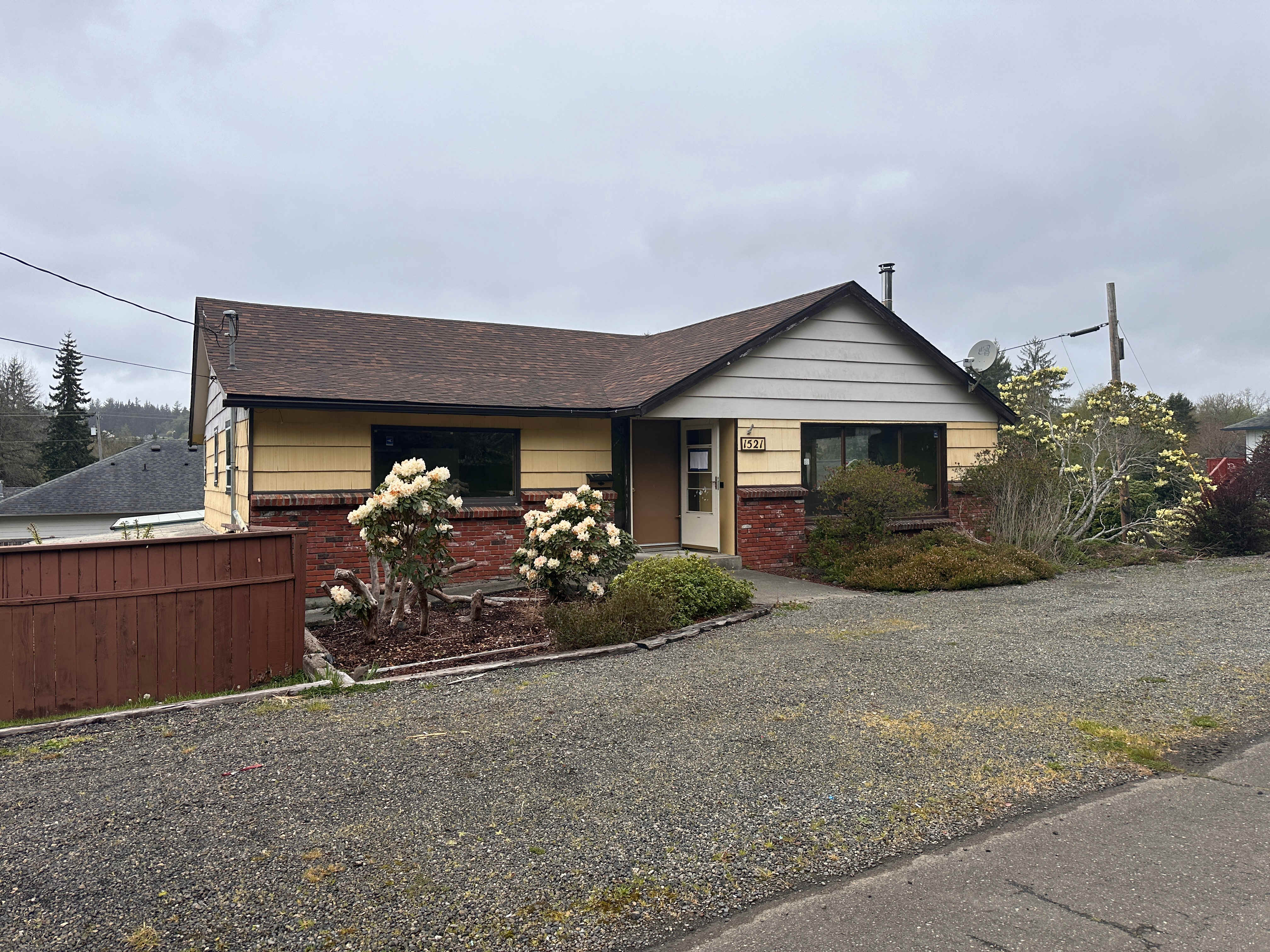HUD Home — 1521 Laura St, Aberdeen, WA 98520 — photo 1