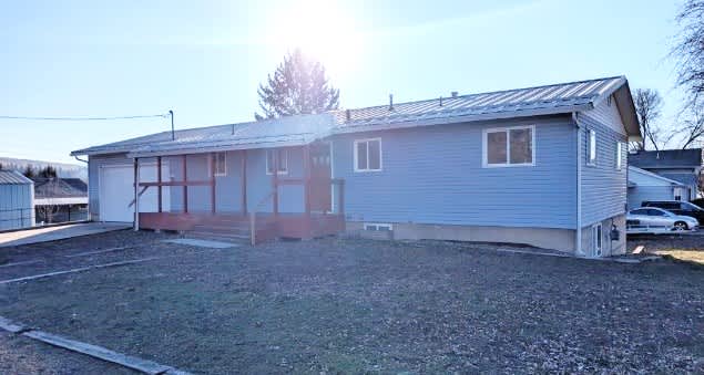 HUD Home — 1380 Detroit St, Elgin, OR 97827 — photo 1