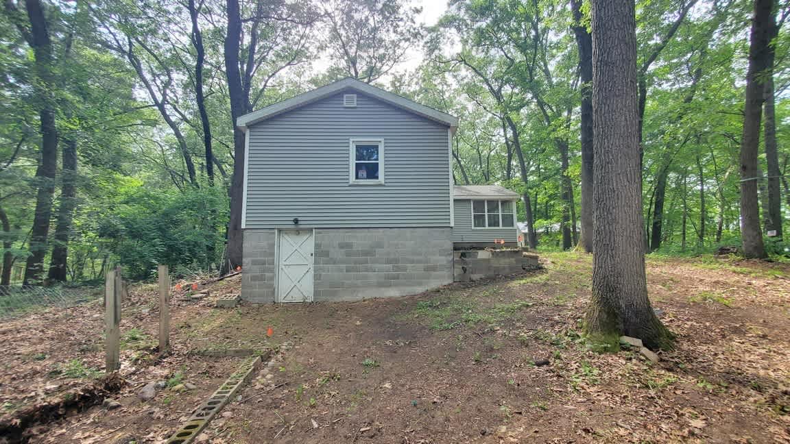 HUD Home — 1751 Tom Nolan Rd, Allegan, MI 49010 - photo 3