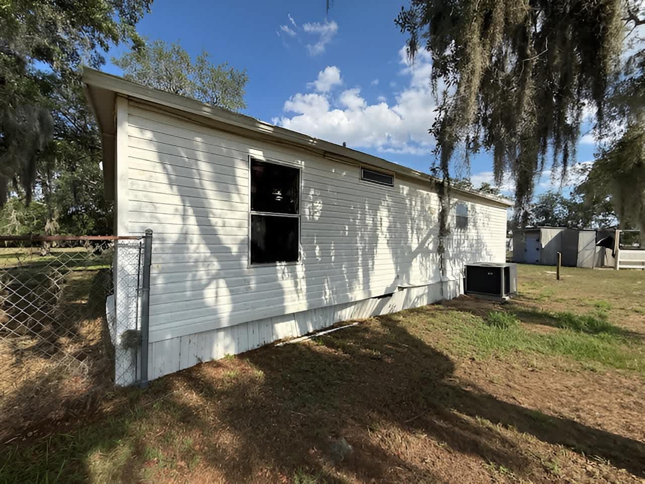 HUD Home — 3903 Morgan Horse Way, Lake Wales, FL 33898 - photo 3