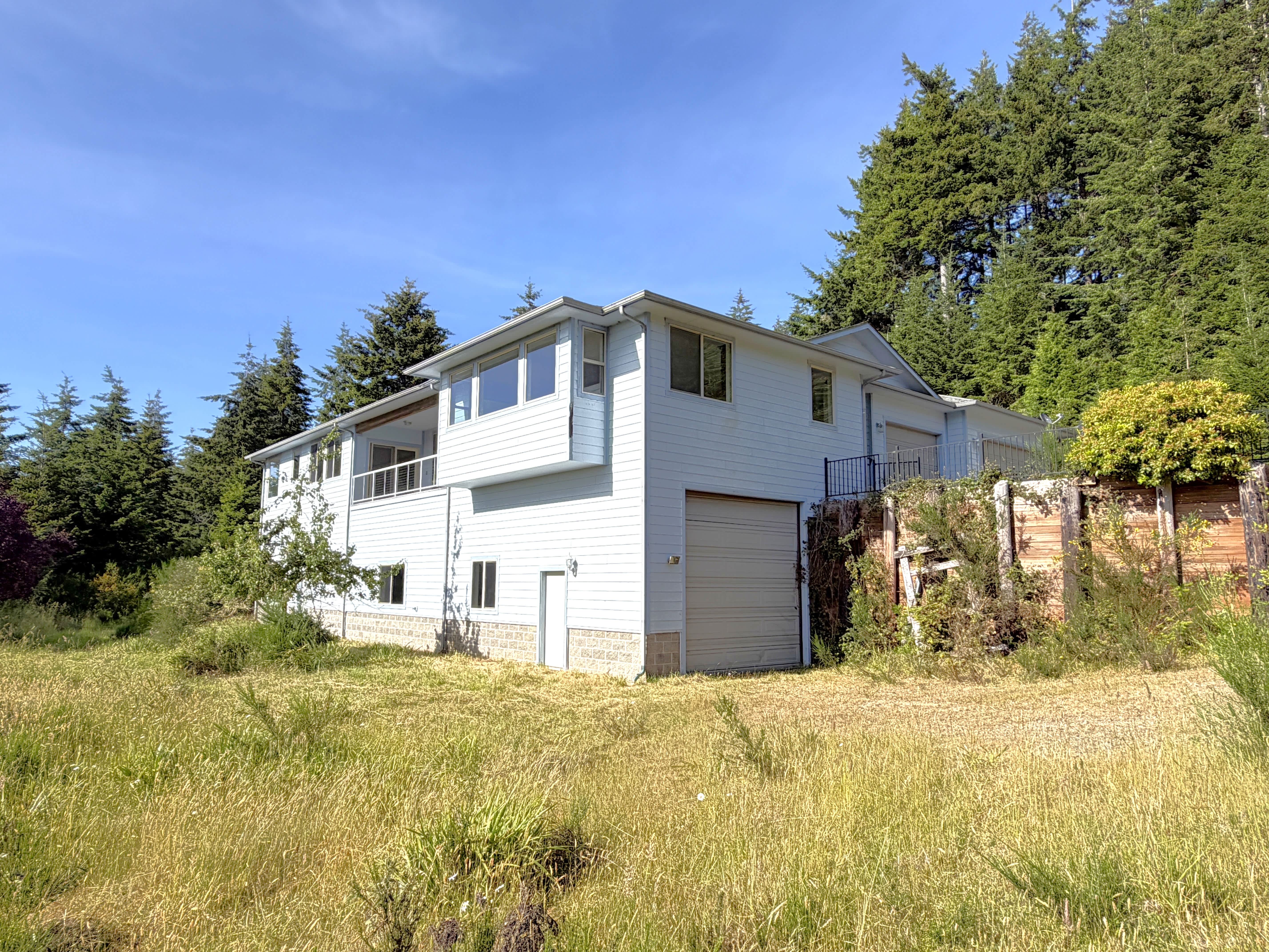 HUD Home — 47500 Pacific View Rd, Langlois, OR 97450 - photo 1