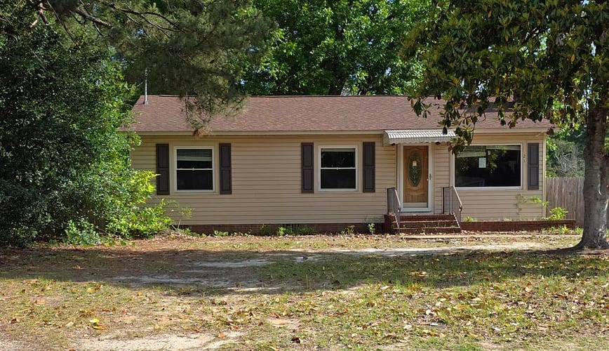 HUD Home — 21 Vernon Dr, Sumter, SC 29150 — photo 1