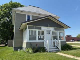 HUD Home — 803 6th St, Grundy Center, IA 50638 - photo 1