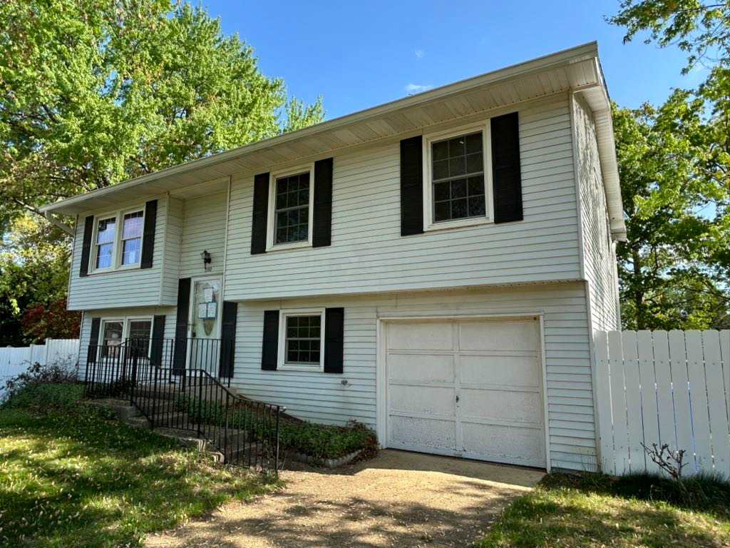 HUD Home — 2152 Crest Cir, Bryans Road, MD 20616 — photo 1