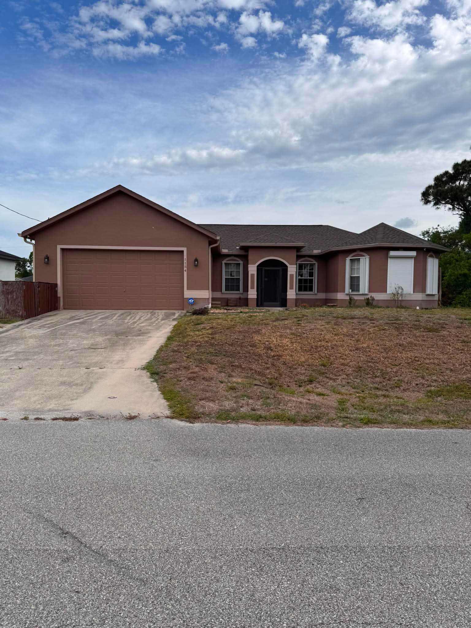 HUD Home — 1154 Damen St E, Lehigh Acres, FL 33974 — photo 1