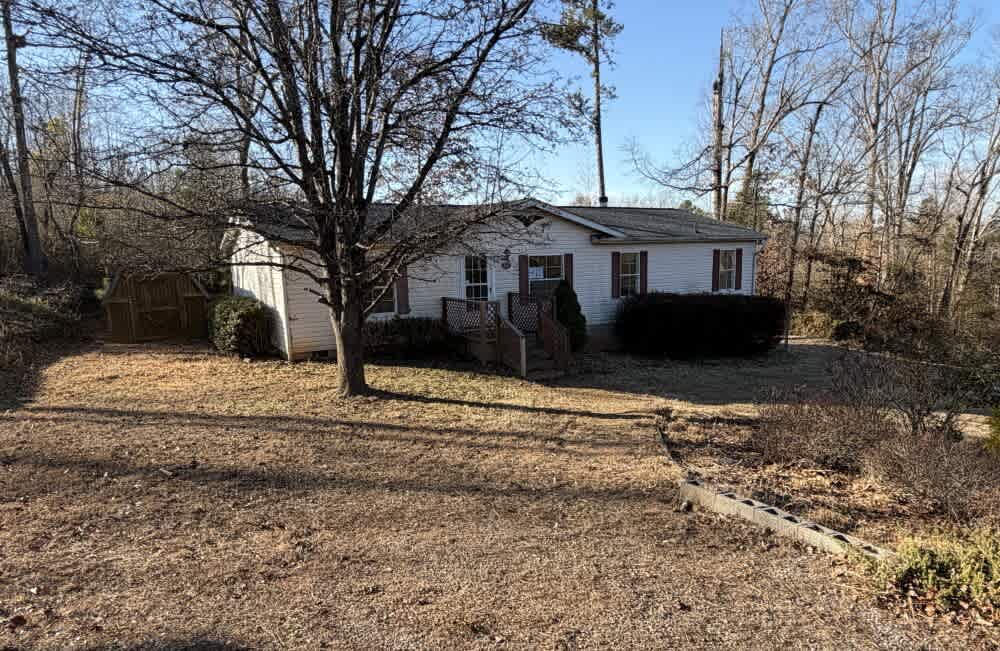 HUD Home — 2687 1st Ave NW, Catawba, NC 28609 - photo 1