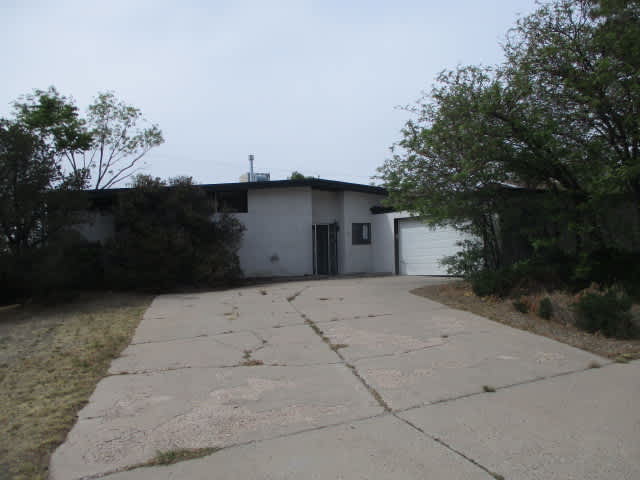 HUD Home — 1401 Kirby St NE, Albuquerque, NM 87112 — photo 1