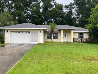 HUD Home — 6215 Se 125th Pl, Belleview, FL 34420 — photo 1