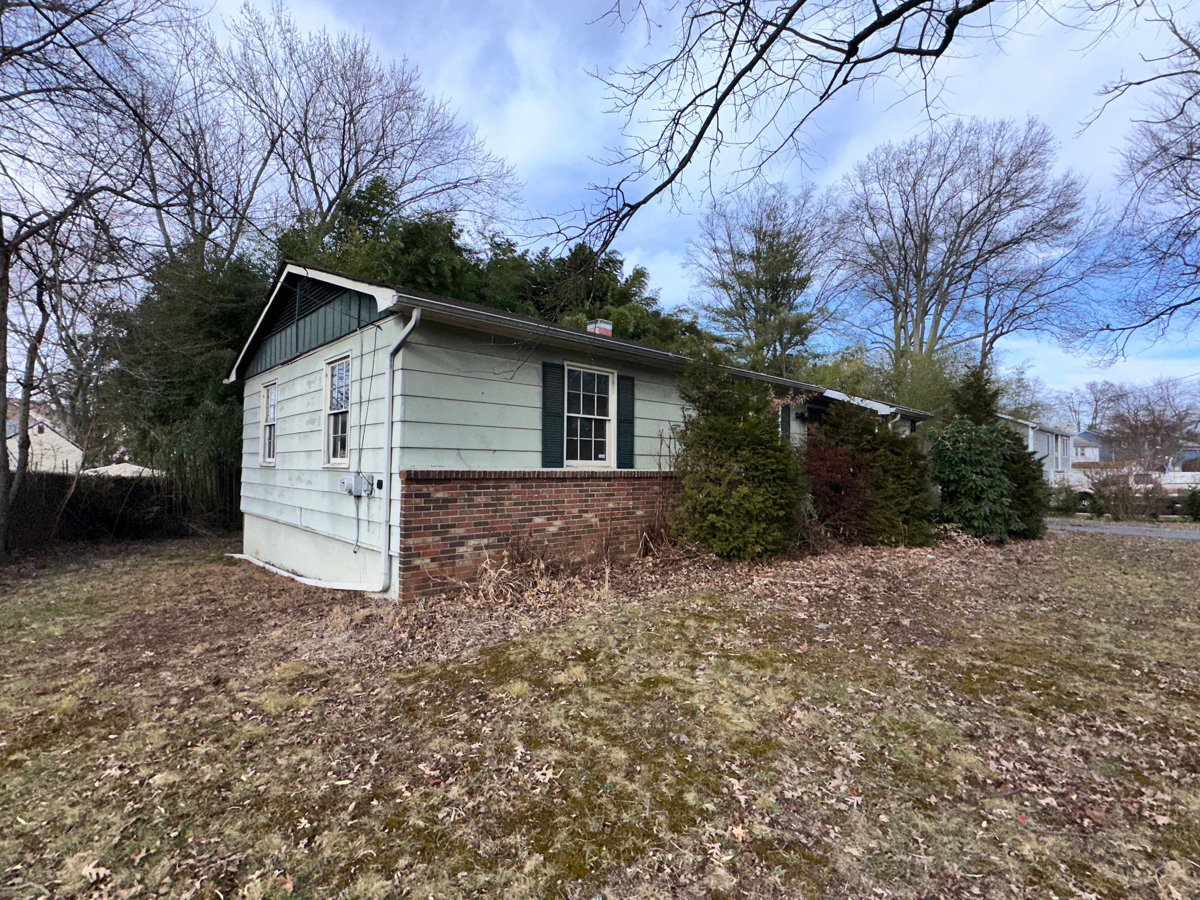HUD Home — 1894 W 4th St, Dunellen, NJ 08812 — photo 1