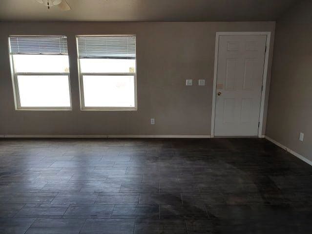 HUD Home — 407 N 375th Dr, Tonopah, AZ 85354 - photo 5