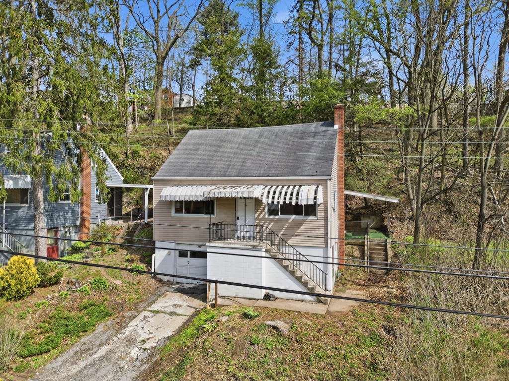 HUD Home — 116 6th Ave, Pittsburgh, PA 15229 — photo 1