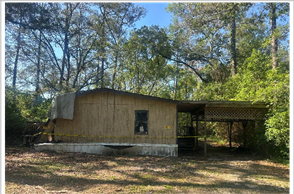 HUD Home — 6102 W Riverside Dr, Glen Saint Mary, FL 32040 — photo 1