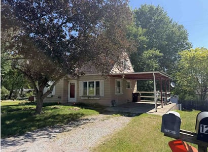 HUD Home — 126 Wilson Dr, Saint Louis, MI 48880 - photo 1