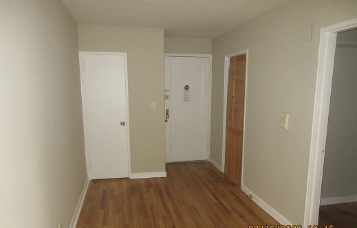 2244 Bronx Park E Apt 6l, Bronx, NY 10467 - photo 3