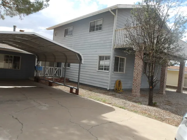 2323 Apache Ln, Alamogordo, NM 88310
