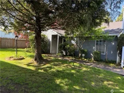 23960 58th Court S D1, Kent, WA 98032