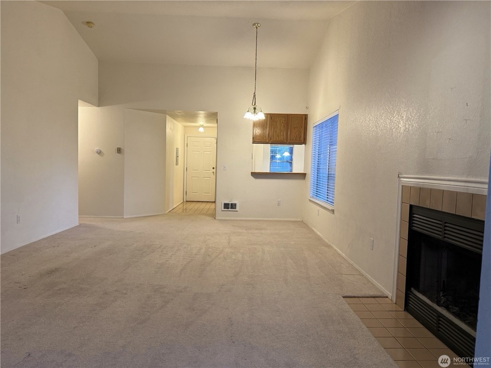 23960 58th Court S D1, Kent, WA 98032 - photo 5