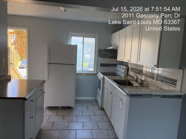 2012 Gascony Parc Dr Unit 2012, Lake Saint Louis, MO 63367 - photo 3