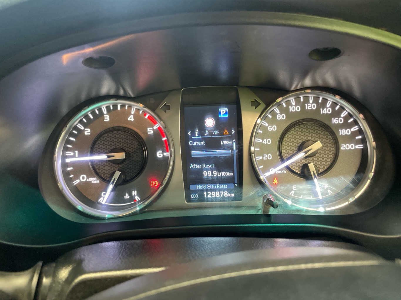 2022 Toyota Hilux - photo 1