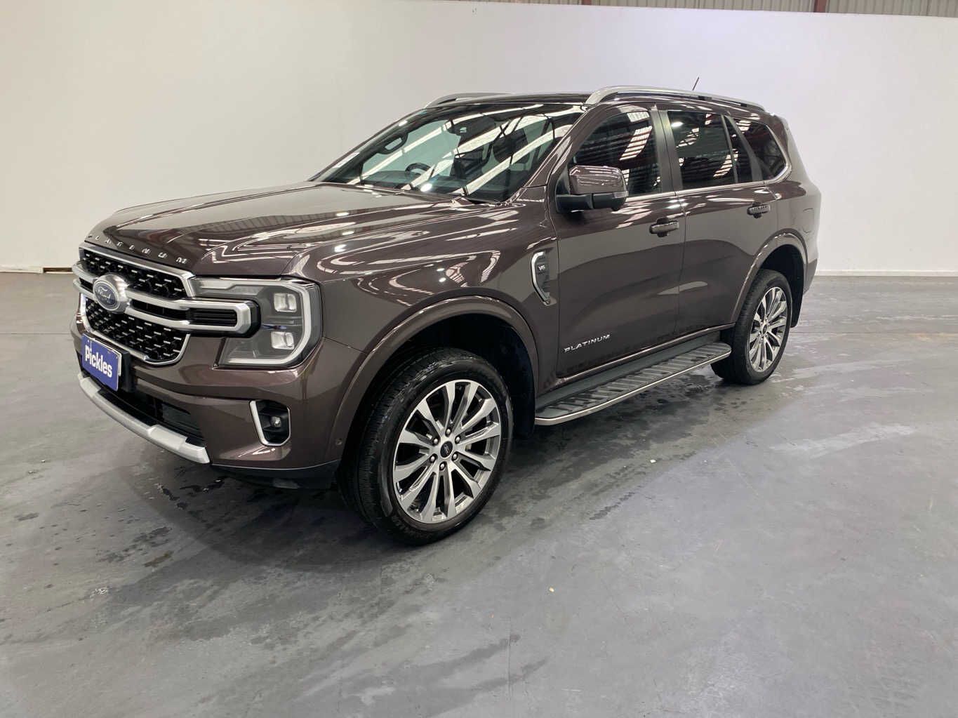 2023 Ford Everest - photo 1