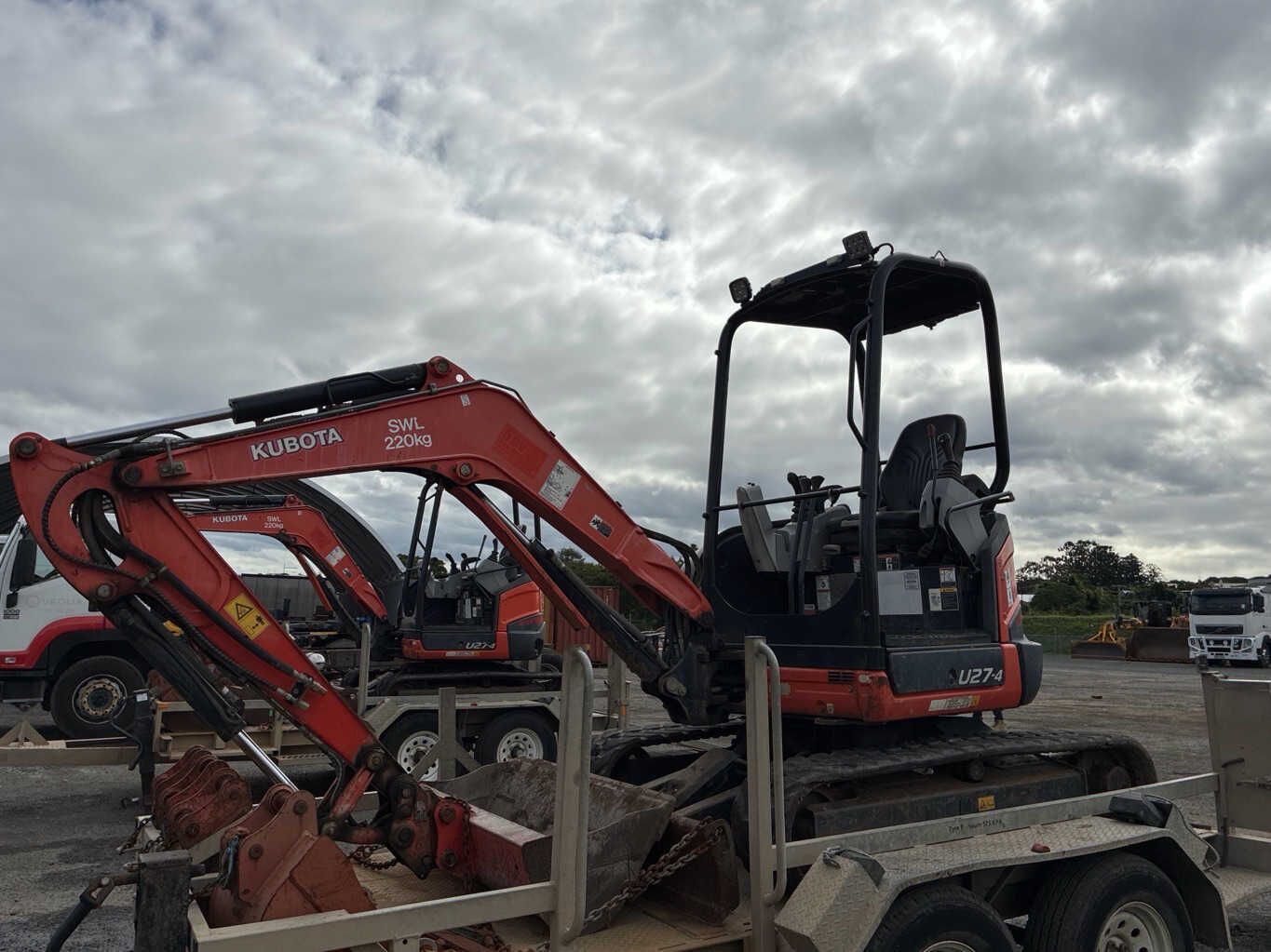Kubota U27-4 - photo 1