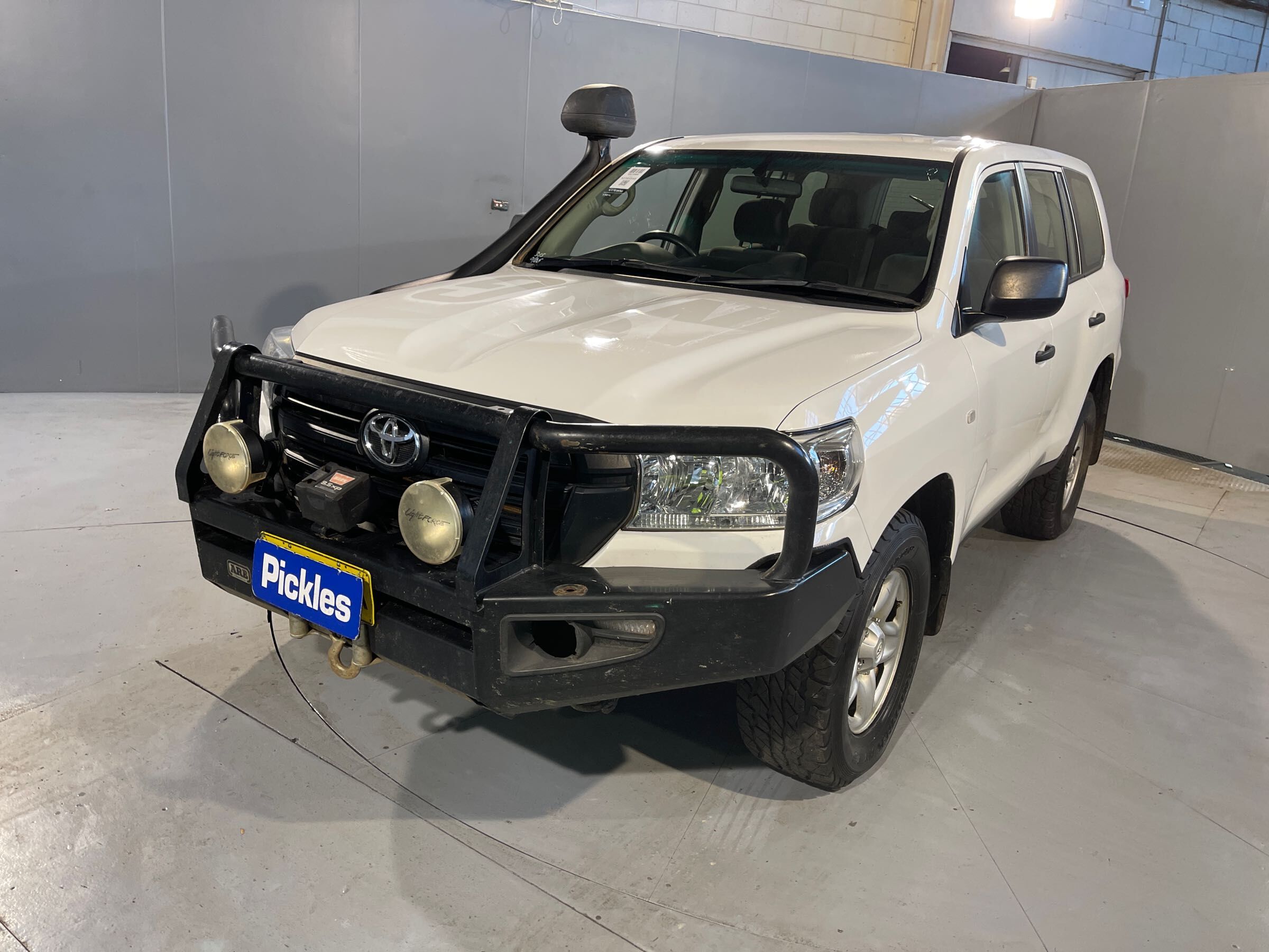 2021 Toyota Landcruiser - photo 1