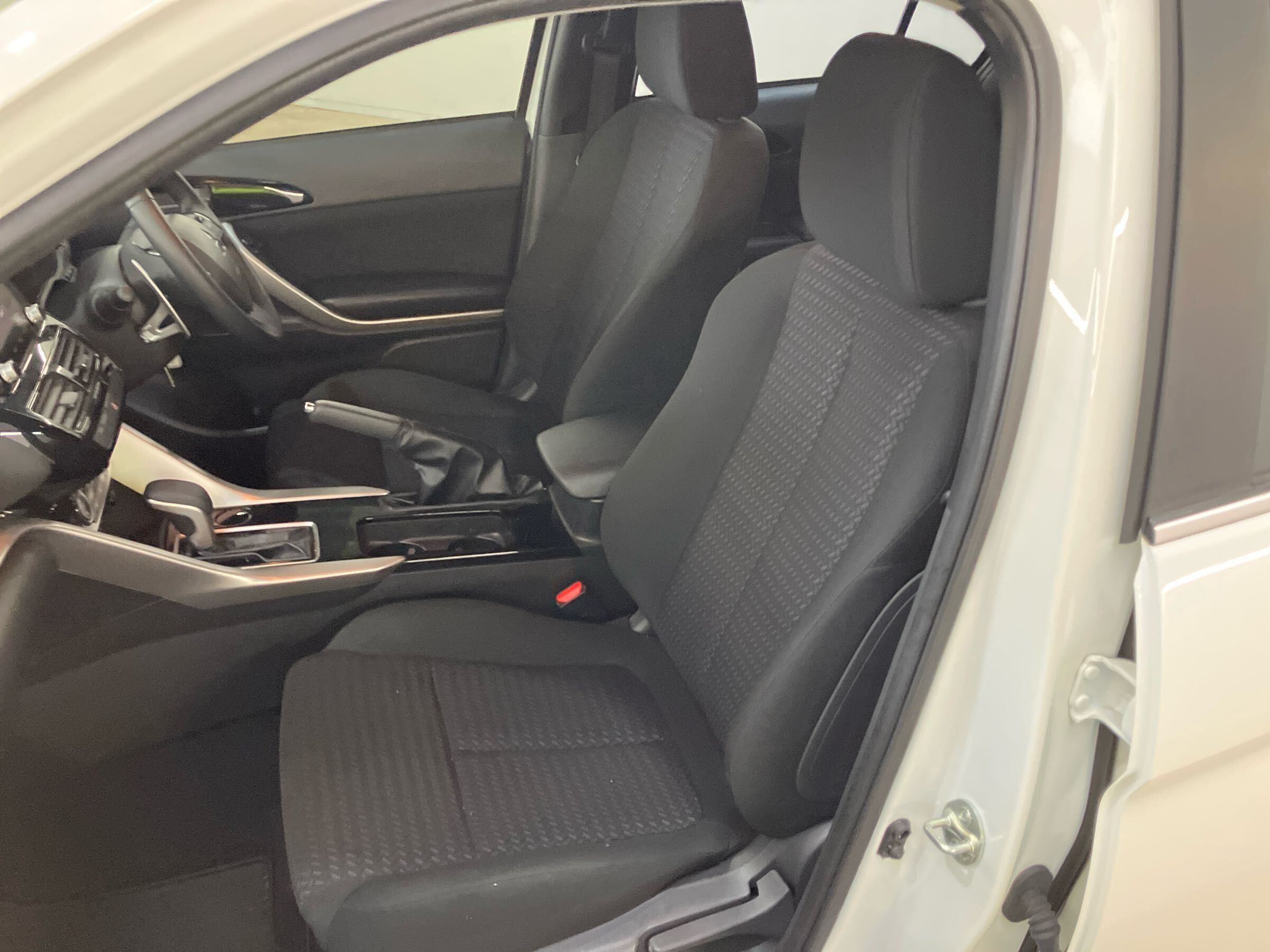 2022 Mitsubishi Eclipse Cross - photo 1