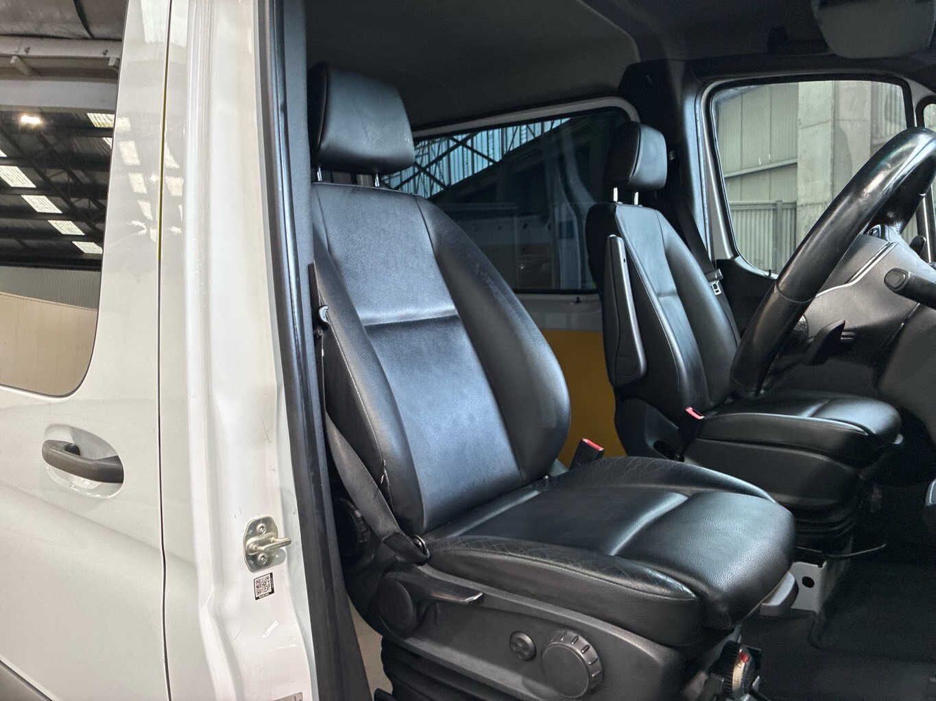 Mercedes-Benz Sprinter - photo 1