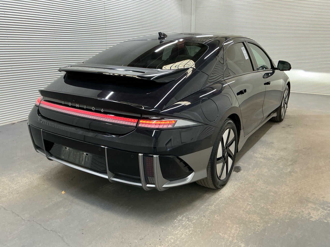 2023 Hyundai IONIQ 6 - photo 1