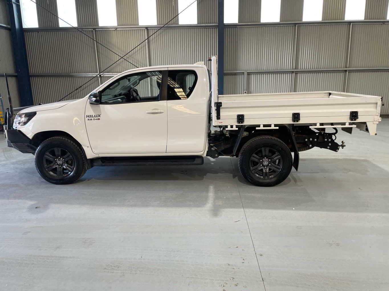 2024 Toyota Hilux - photo 1