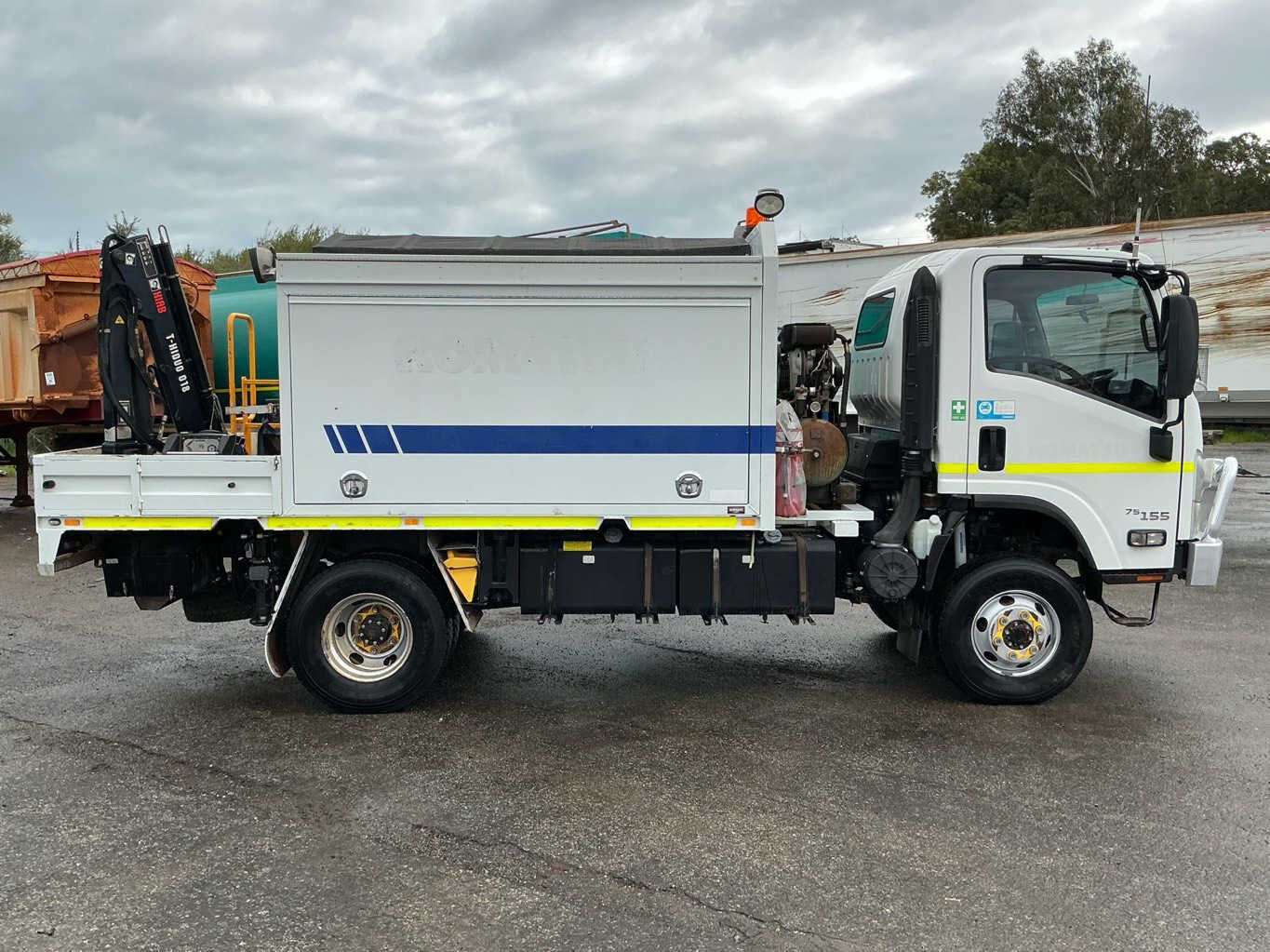 Isuzu NPS 75-155 - photo 1