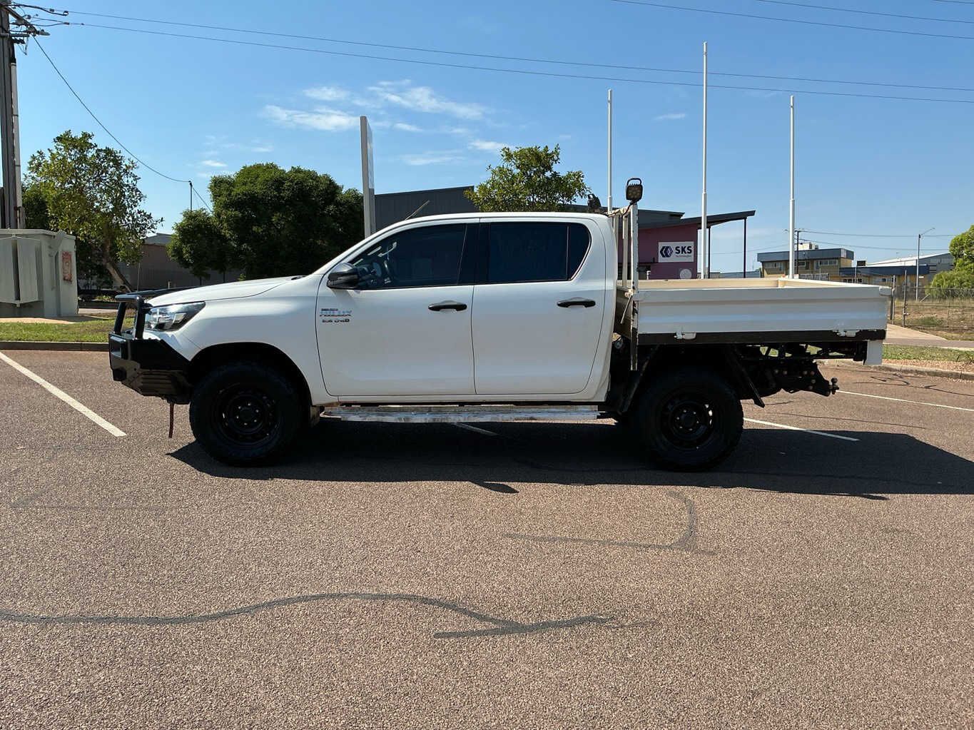 2021 Toyota Hilux - photo 1
