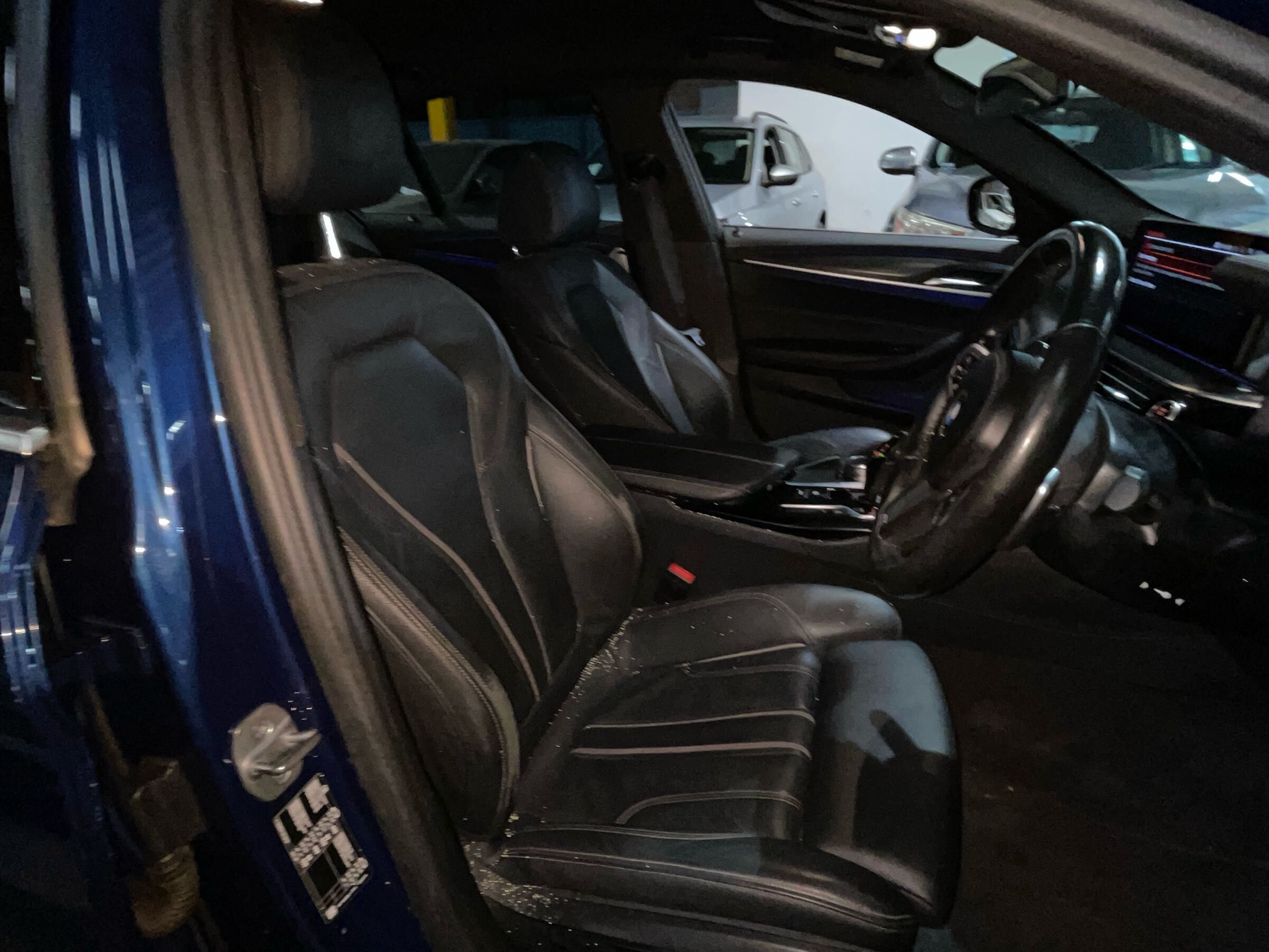 2022 BMW 5 Series - photo 1
