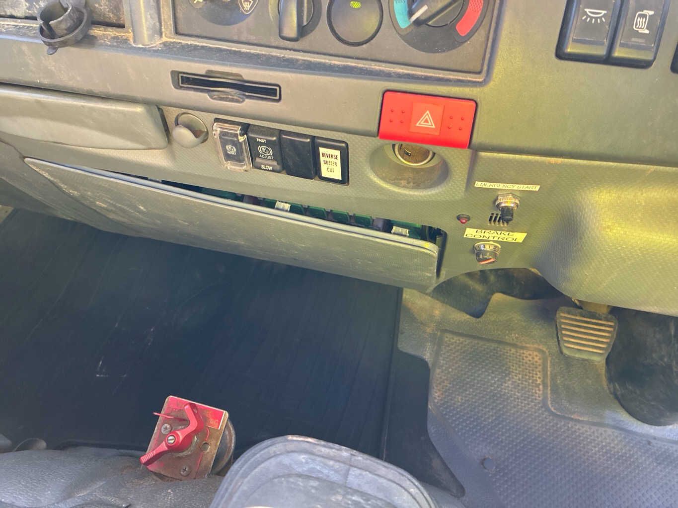 Isuzu NLS 45-150 - photo 1