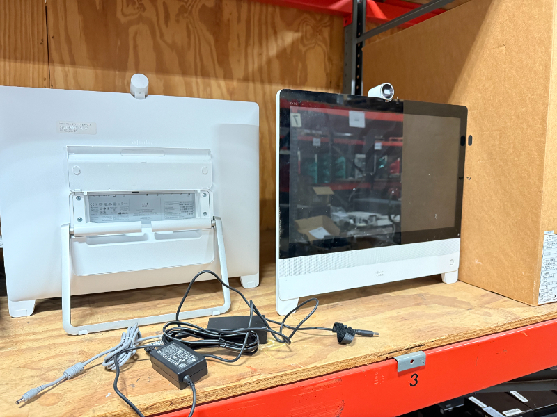 DX 80 Webex Monitors — photo 1