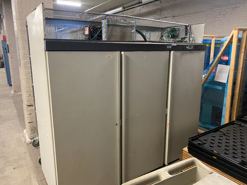 Door Fridge — photo 1