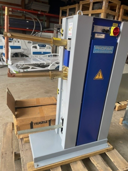 BRAND NEW PRO FAB AIR WELDER model BSM226 — photo 1