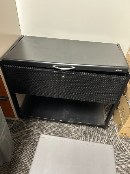 Office Furniture — photo 1