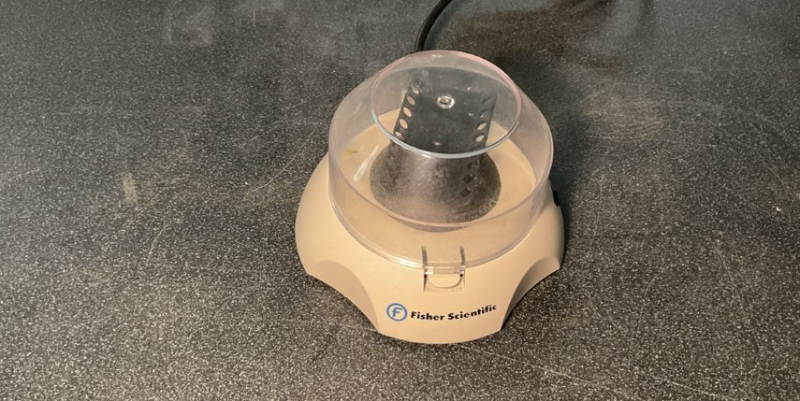 MicroCentrifuge — photo 1